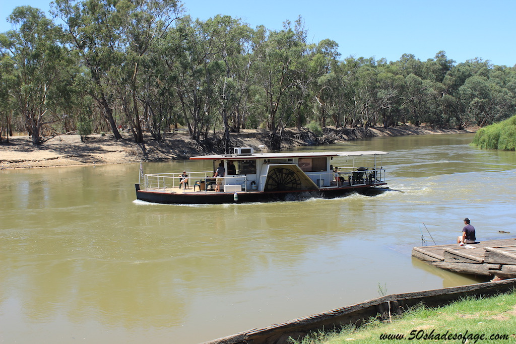 Tracing the Murray River From Echuca to Swan Hill
